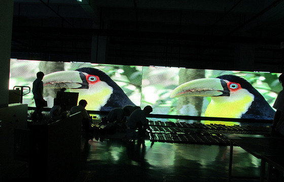High Brightness P4 SMD2121 Rental LED Video Wall Quick Installation