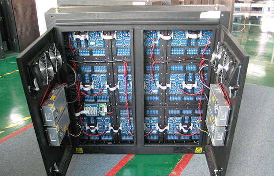 Automatic Brightness Adjustment Full Color Led Display  LED Walls Display DIP246 P8